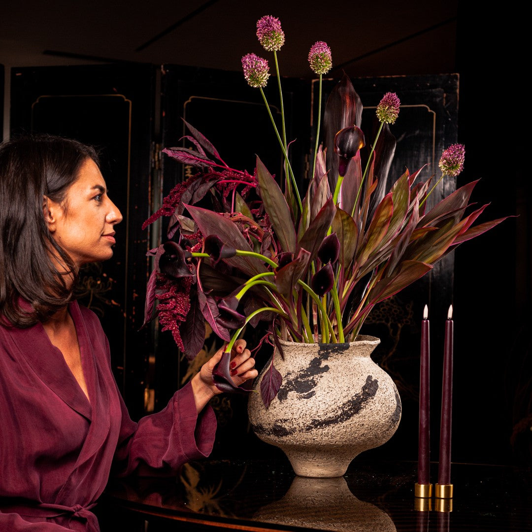 VESSEL 027 AND FLOWER ARRANGEMENT