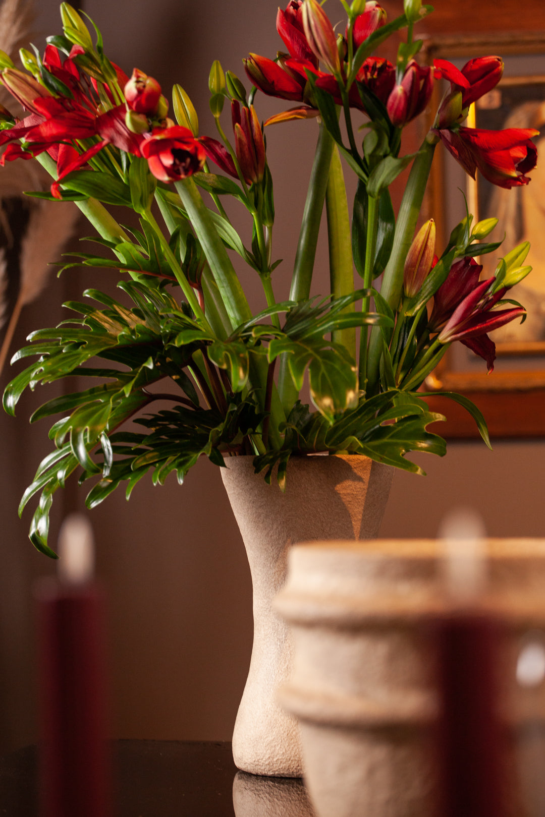 VASE S BROWN EARTH + FLOWER ARRANGEMENT